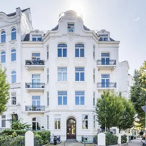 https://exclusivecosy-apartment-next-to-u-bahn.hamburg-hotels-de.com
