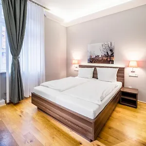 3* Aparthotel Living-world